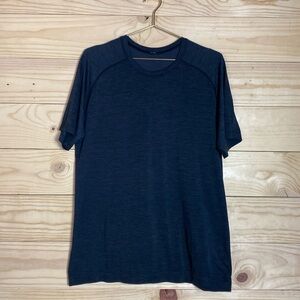Lululemon Get Outside Get Sweaty mens short sleeve shirt size L